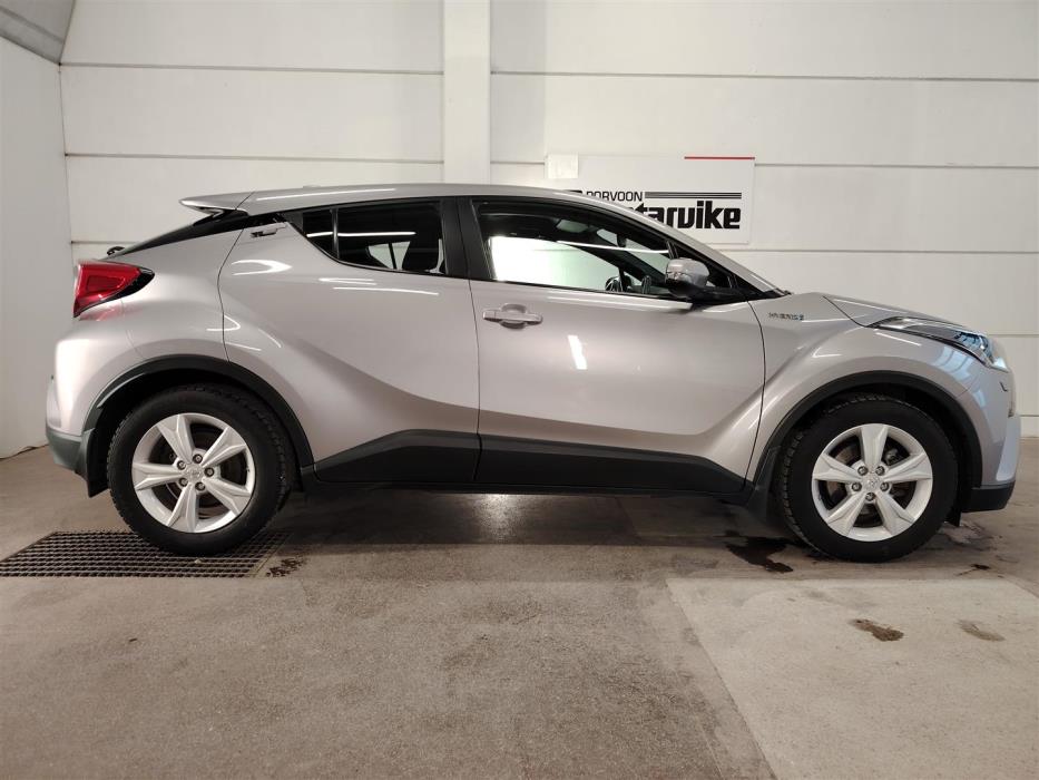 TOYOTA C-HR 2019