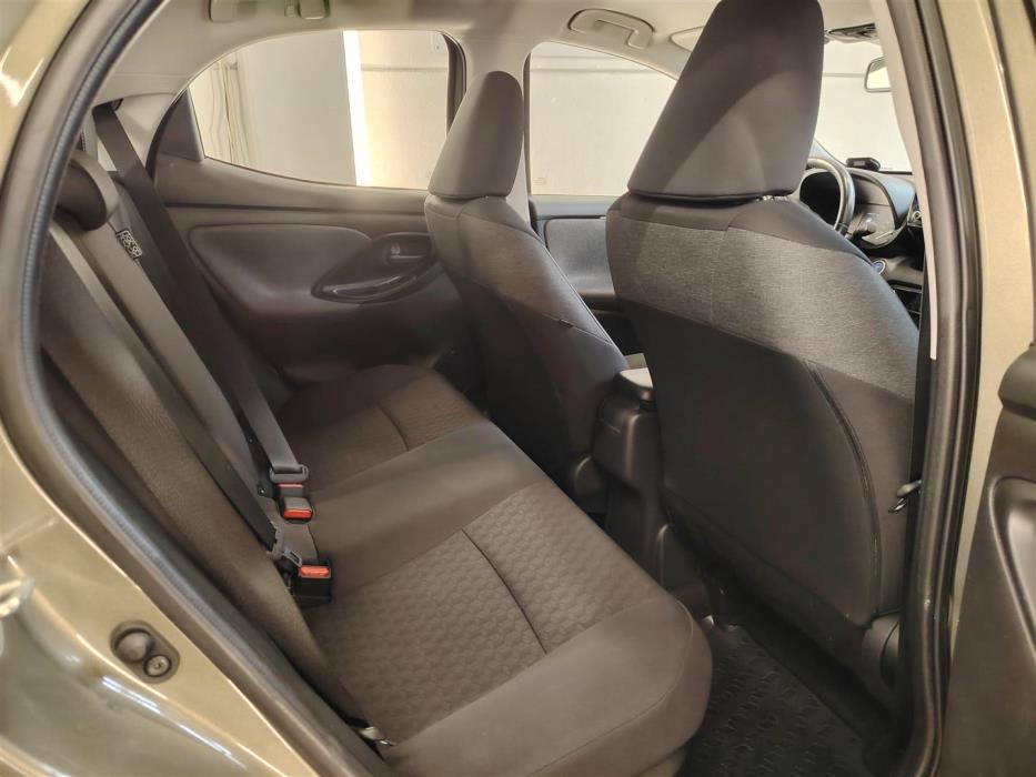 TOYOTA YARIS 2021