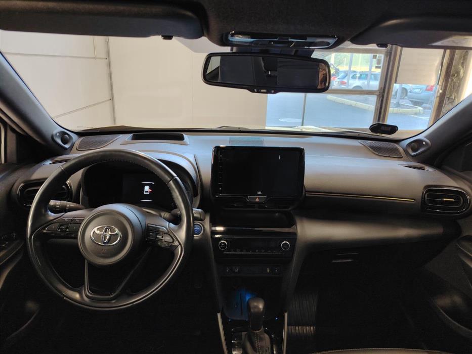 TOYOTA Yaris Cross 2021