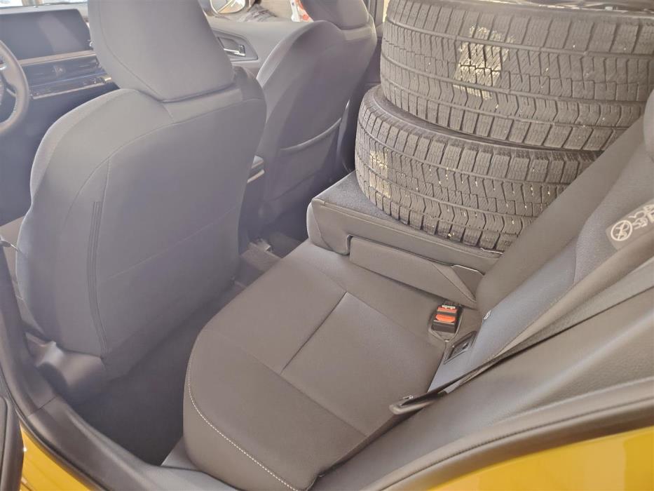 TOYOTA PRIUS PLUG-IN 2023