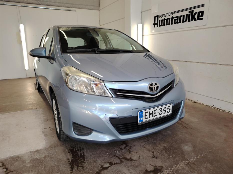 TOYOTA YARIS 2012