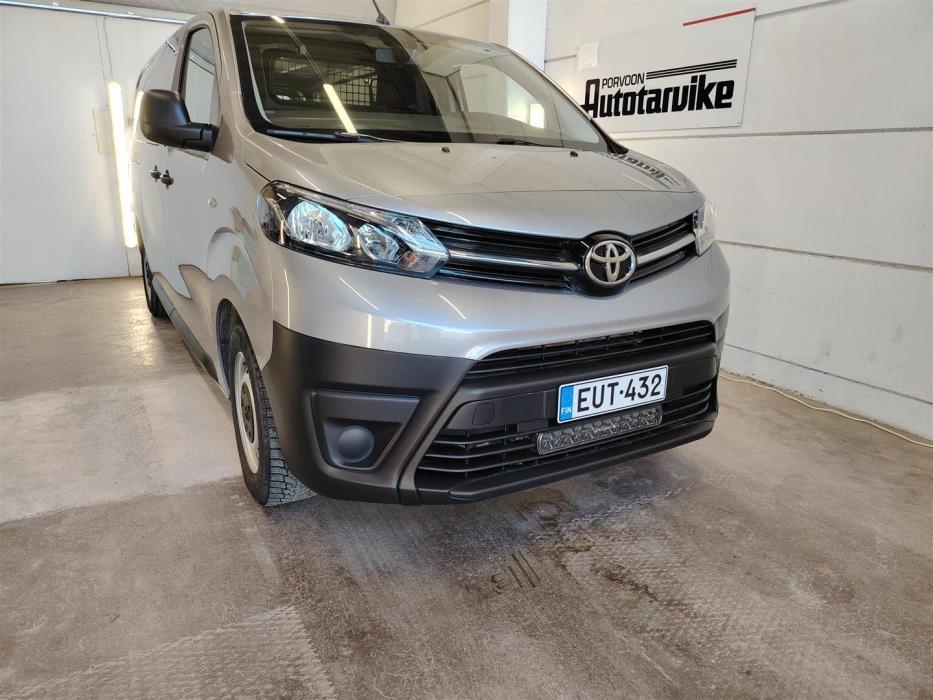 TOYOTA PROACE 2023