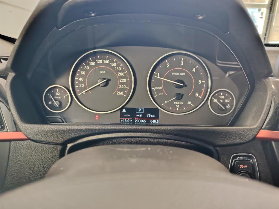 BMW 320 Gran Turismo 2016