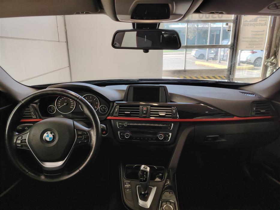 BMW 320 Gran Turismo 2016