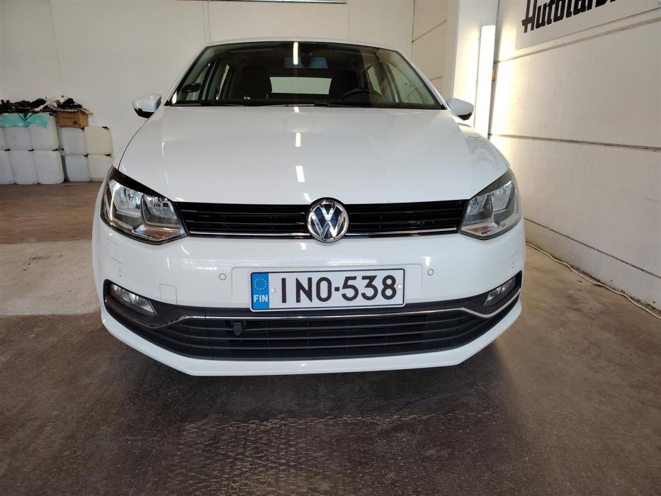 VOLKSWAGEN POLO 2016