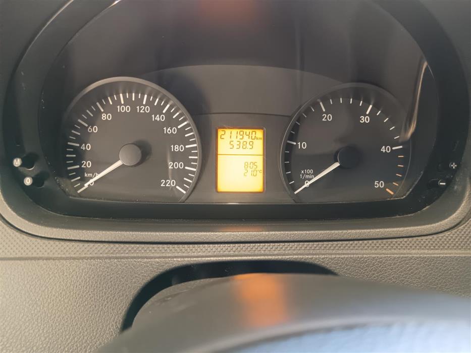 MERCEDES-BENZ VITO 2011