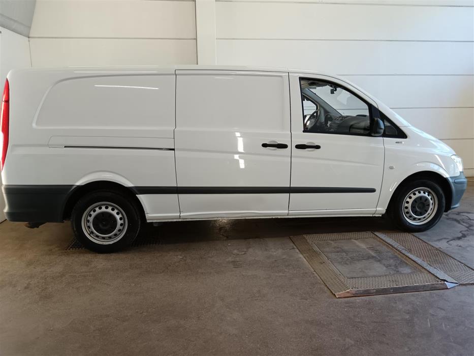 MERCEDES-BENZ VITO 2011