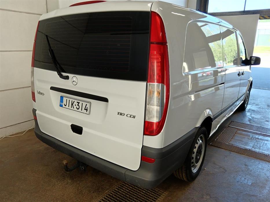 MERCEDES-BENZ VITO 2011