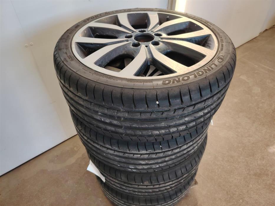 MERCEDES-BENZ A 2013