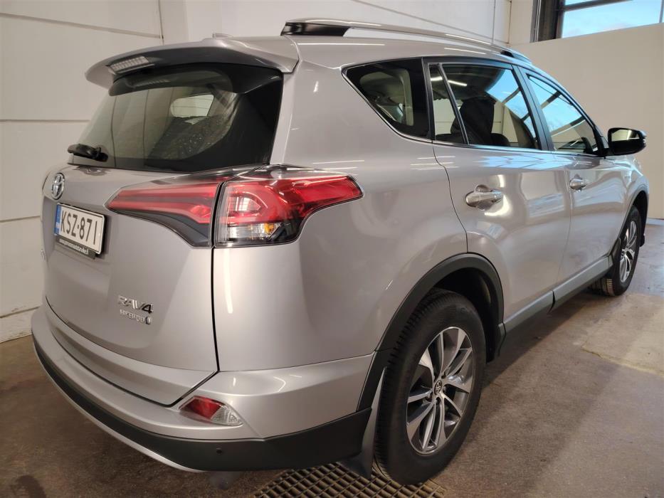 TOYOTA RAV4 2017