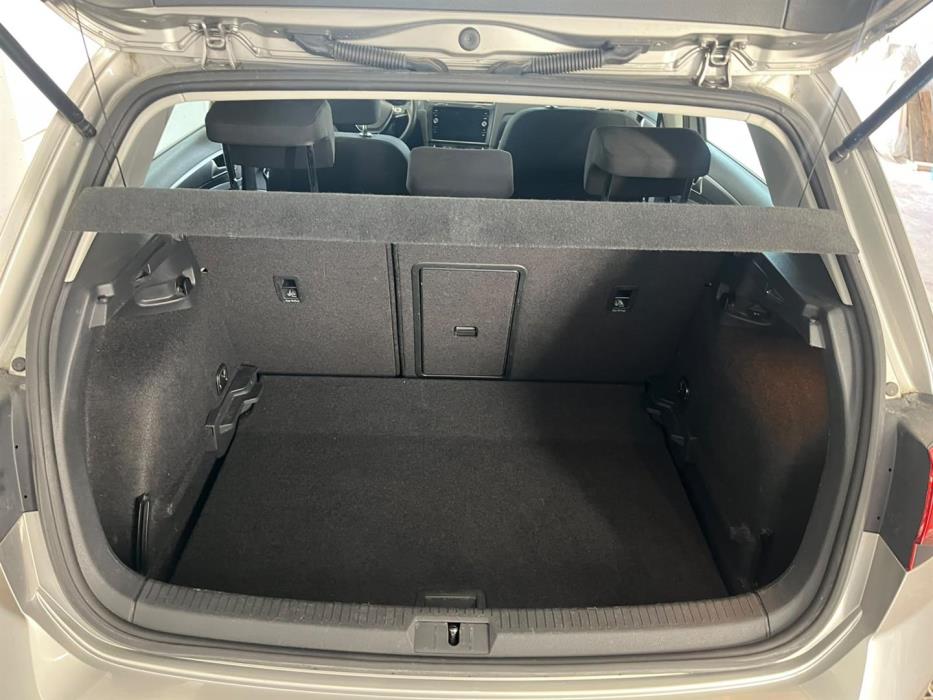 VOLKSWAGEN GOLF 2019