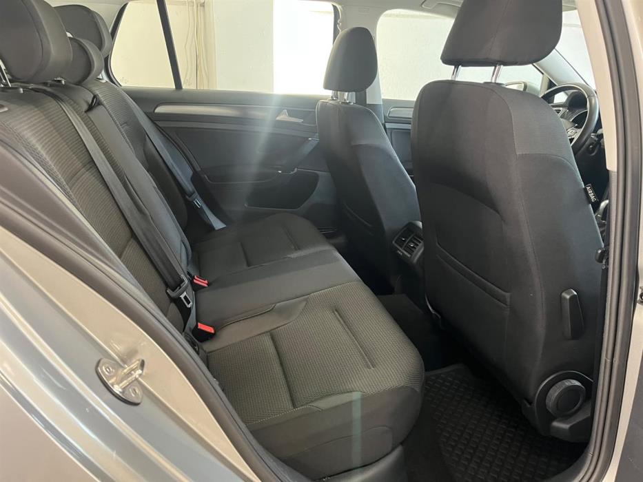 VOLKSWAGEN GOLF 2019