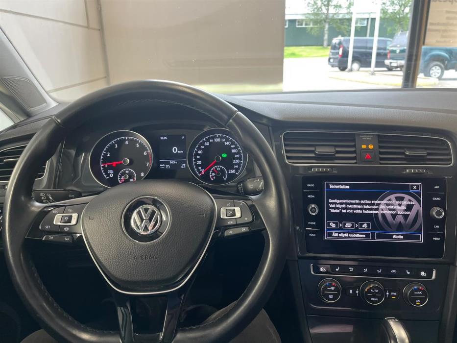 VOLKSWAGEN GOLF 2019