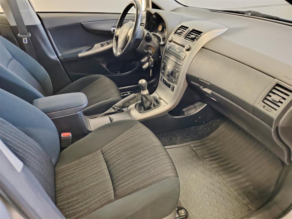 TOYOTA COROLLA 2008