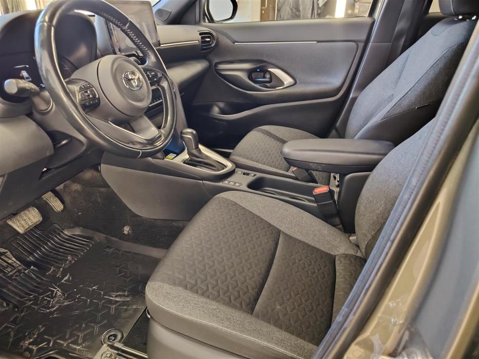 TOYOTA Yaris Cross 2022