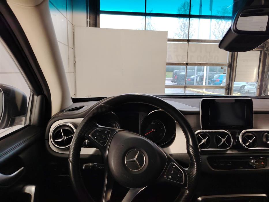 MERCEDES-BENZ X 2018
