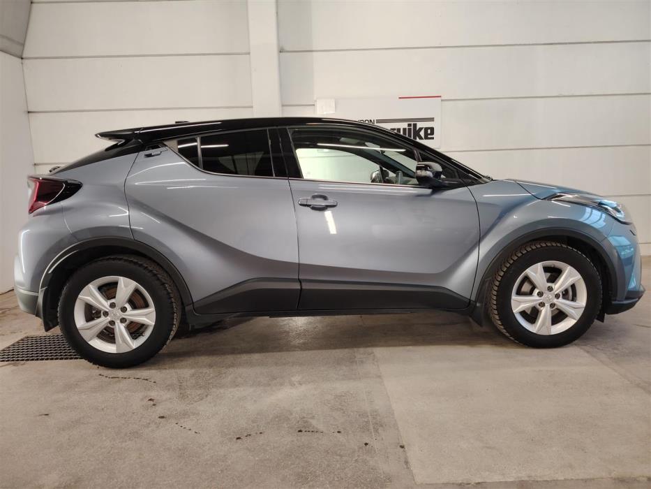 TOYOTA C-HR 2022