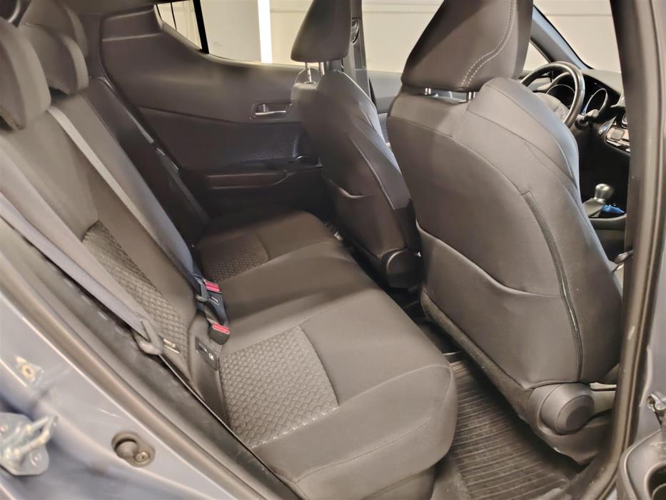TOYOTA C-HR 2022