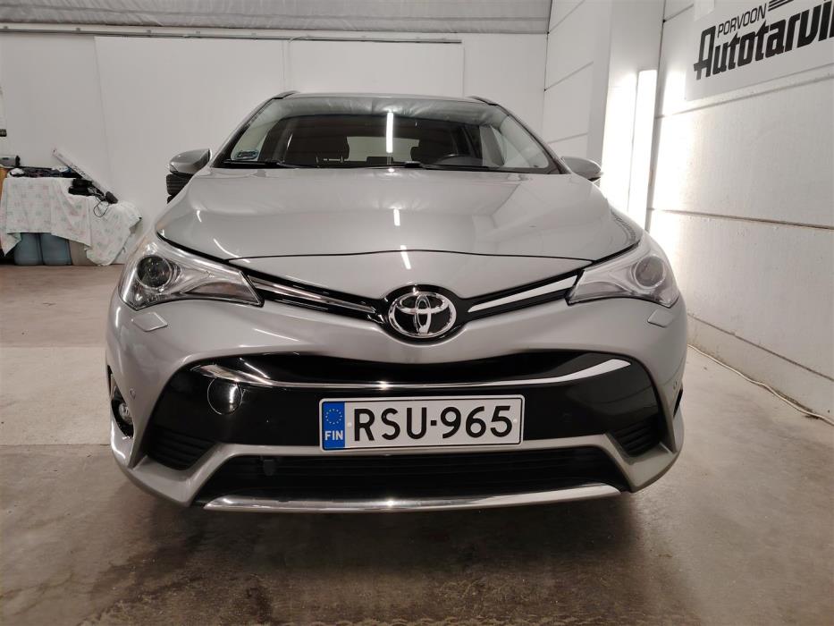 TOYOTA Avensis 2017