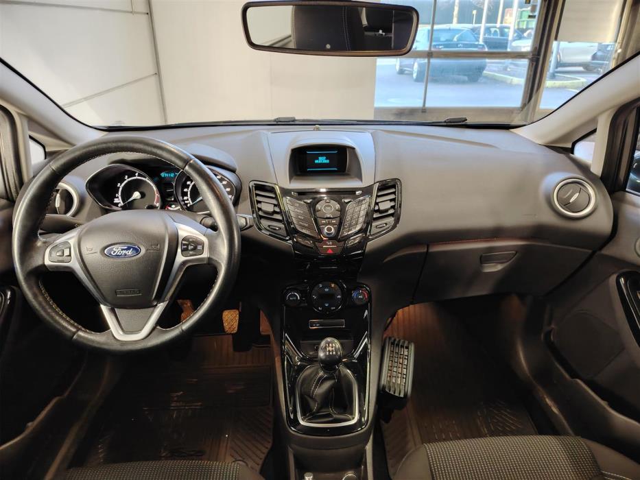 FORD FIESTA 2015