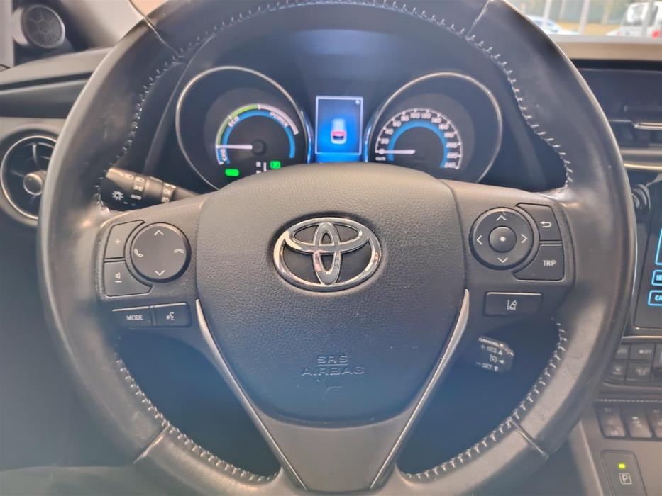 TOYOTA AURIS 2019