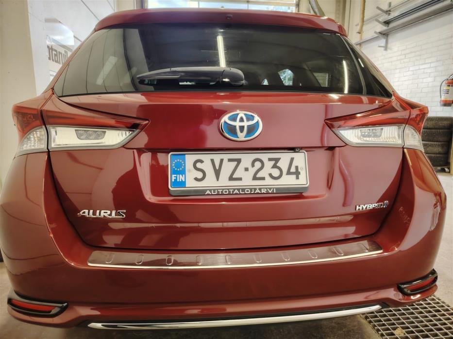 TOYOTA AURIS 2019