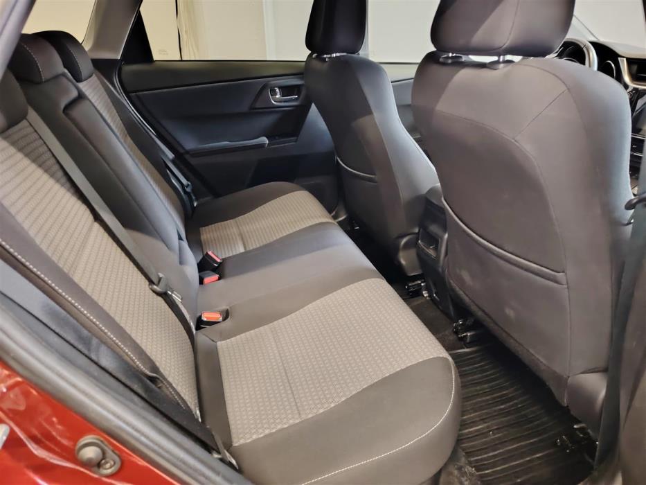 TOYOTA AURIS 2019