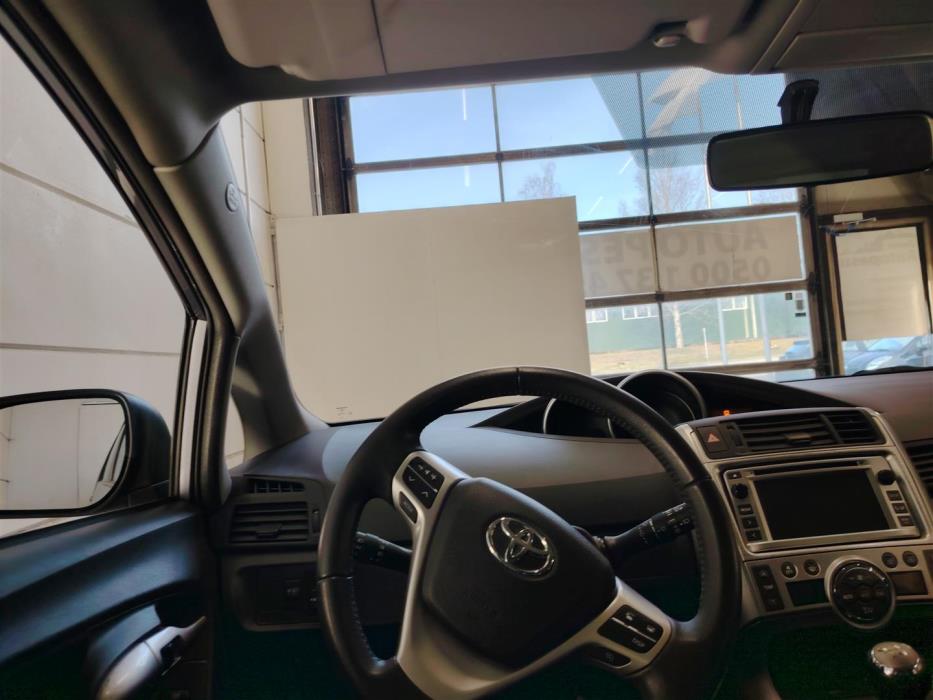 TOYOTA VERSO 2013