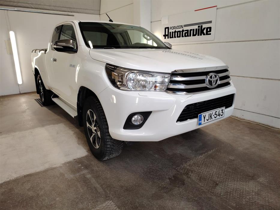 TOYOTA HILUX 2016