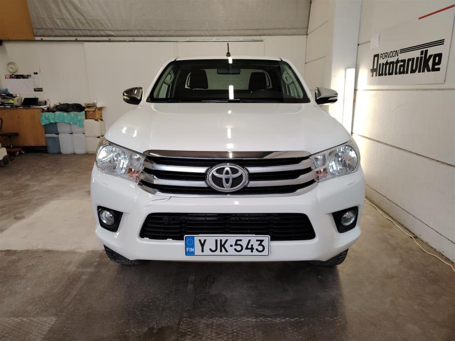 TOYOTA HILUX 2016