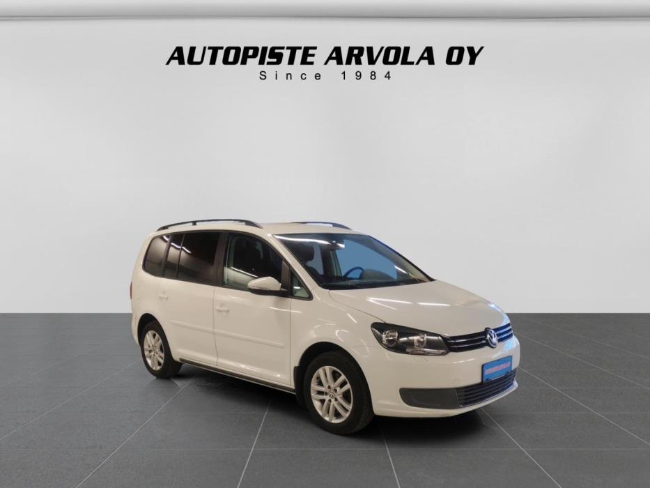 VOLKSWAGEN Touran 2014