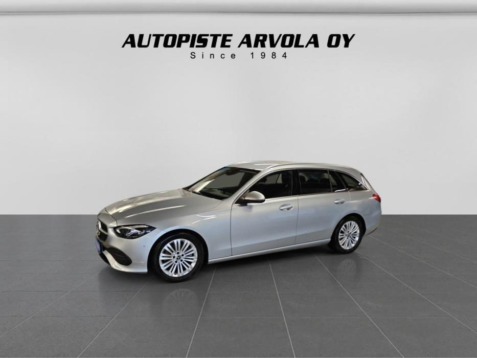MERCEDES-BENZ C 2023