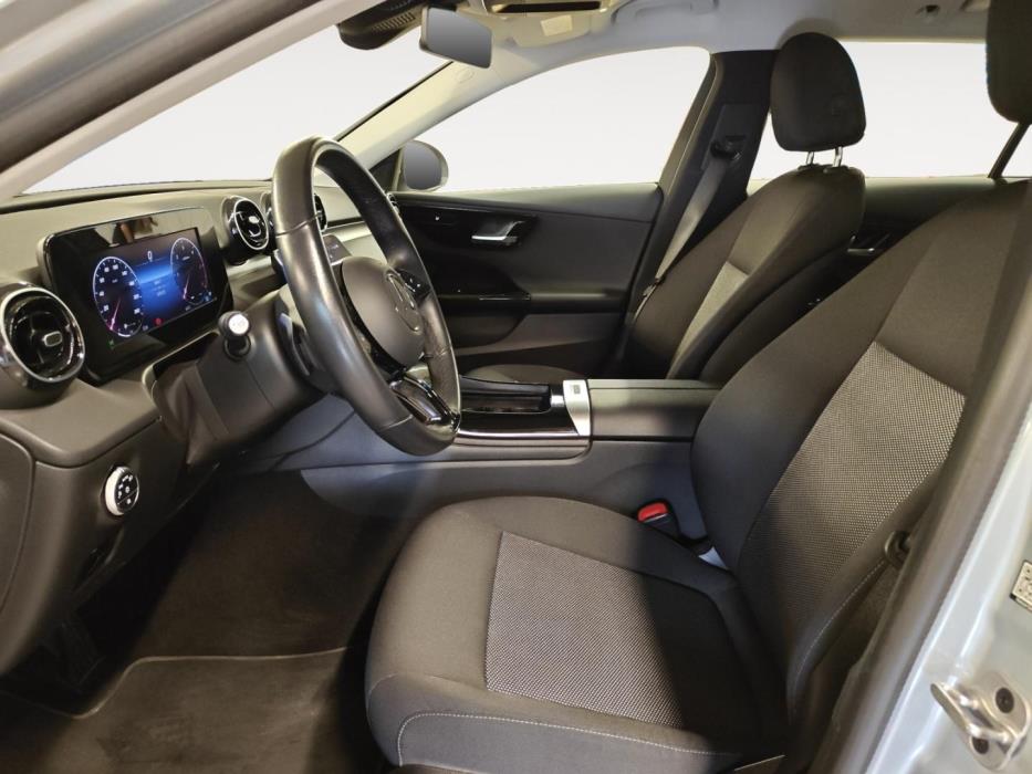 MERCEDES-BENZ C 2023