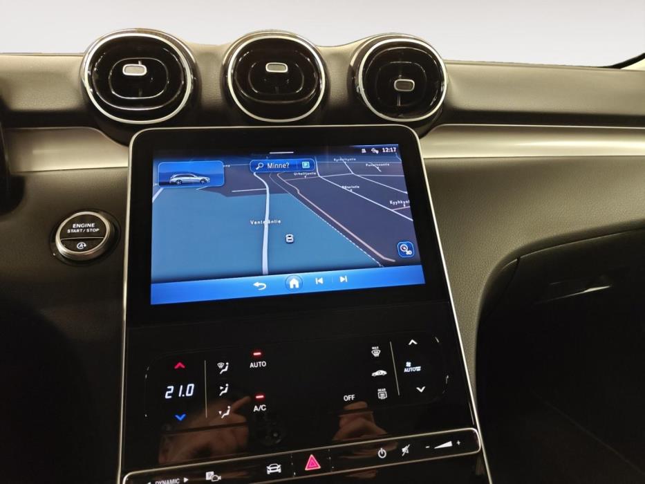 MERCEDES-BENZ C 2023
