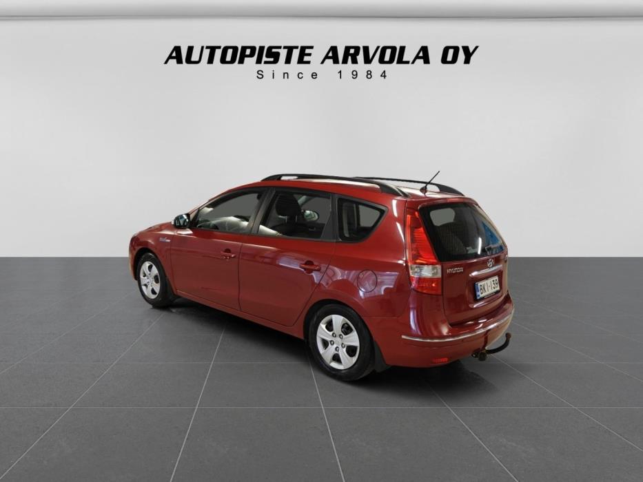 HYUNDAI i30 2010