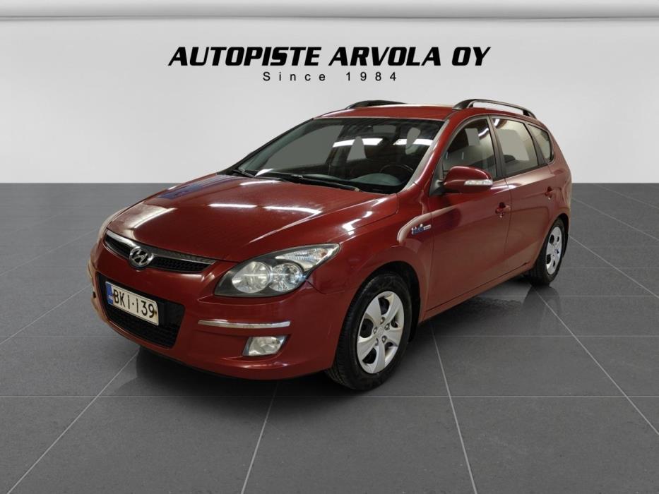 HYUNDAI i30 2010