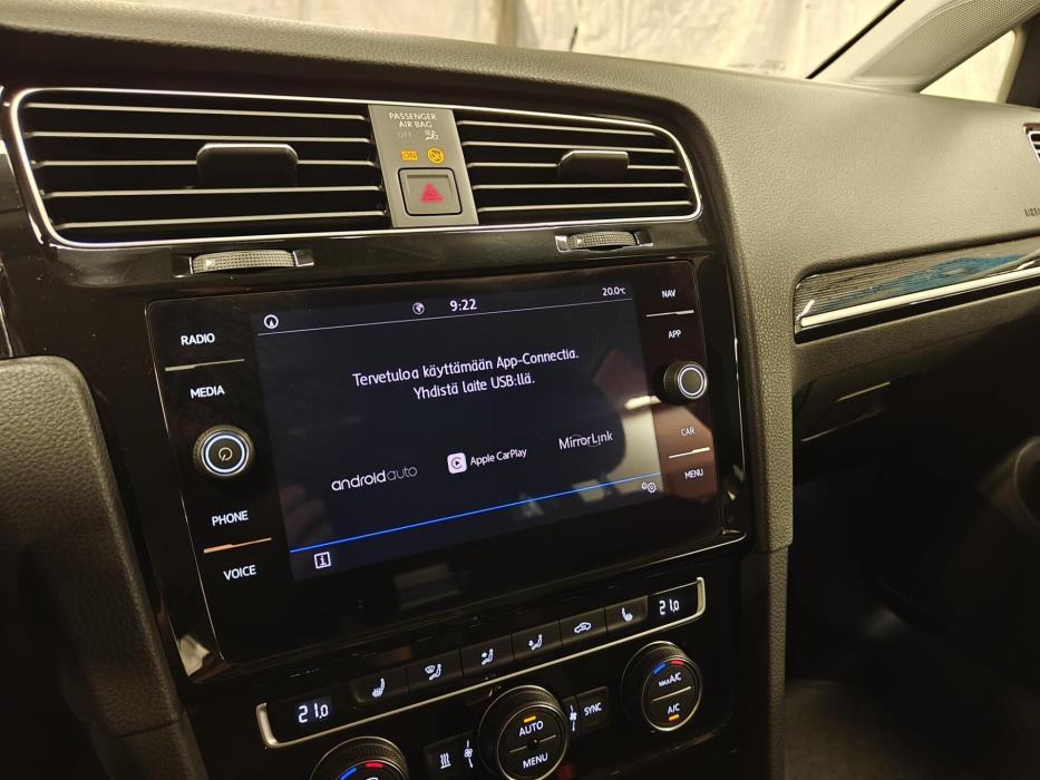 VOLKSWAGEN Golf 2019