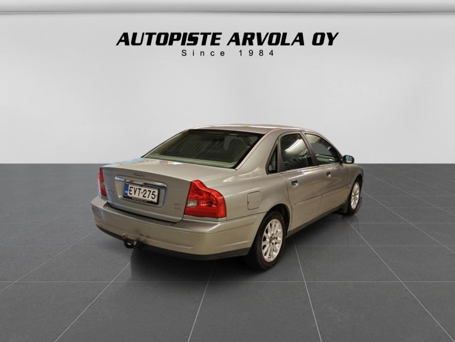 VOLVO S80 2004