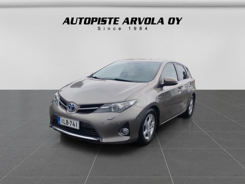 TOYOTA Auris 2013
