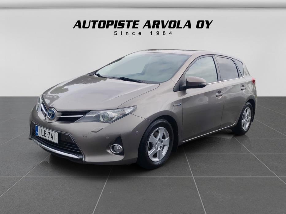 TOYOTA Auris 2013