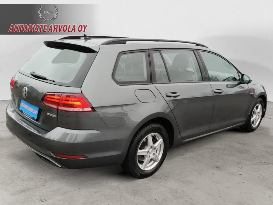 VOLKSWAGEN Golf 2019