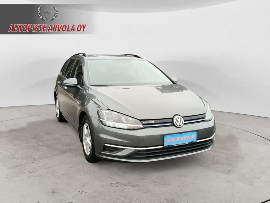 VOLKSWAGEN Golf 2019
