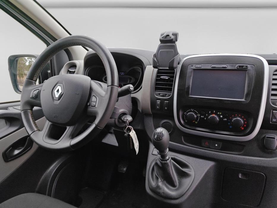 RENAULT Trafic 2016