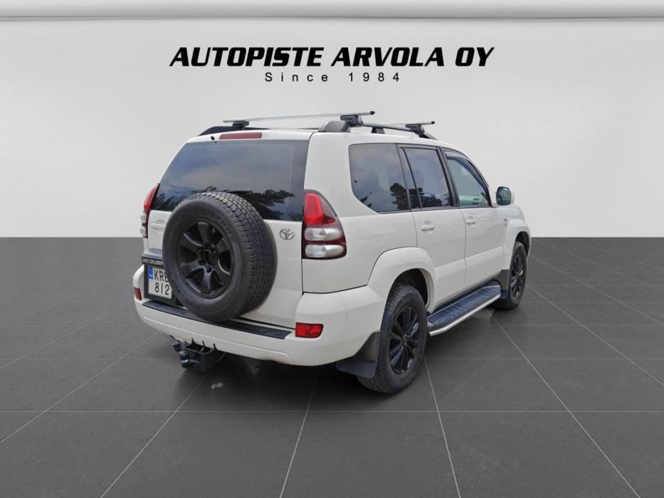 TOYOTA Land Cruiser 2004
