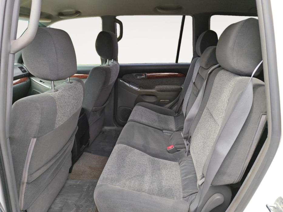 TOYOTA Land Cruiser 2004