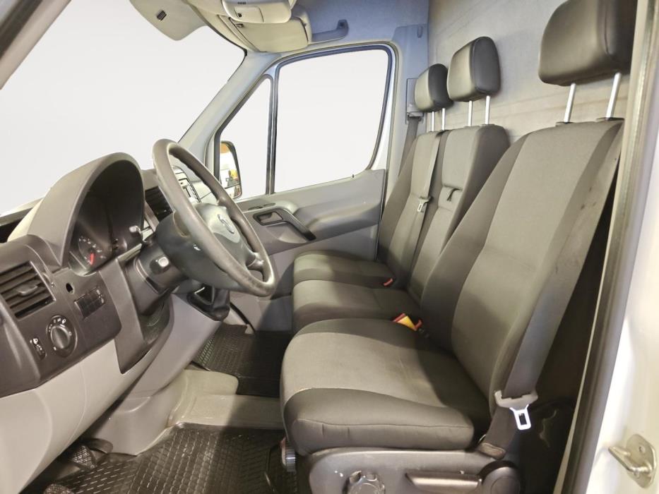 VOLKSWAGEN Crafter 2015