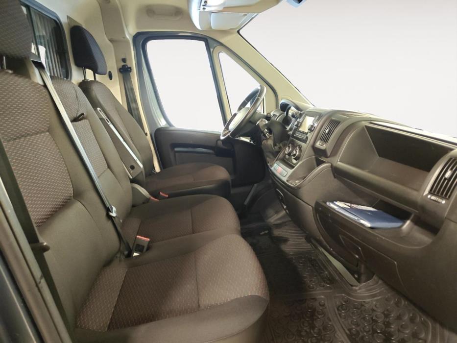 PEUGEOT Boxer 2022