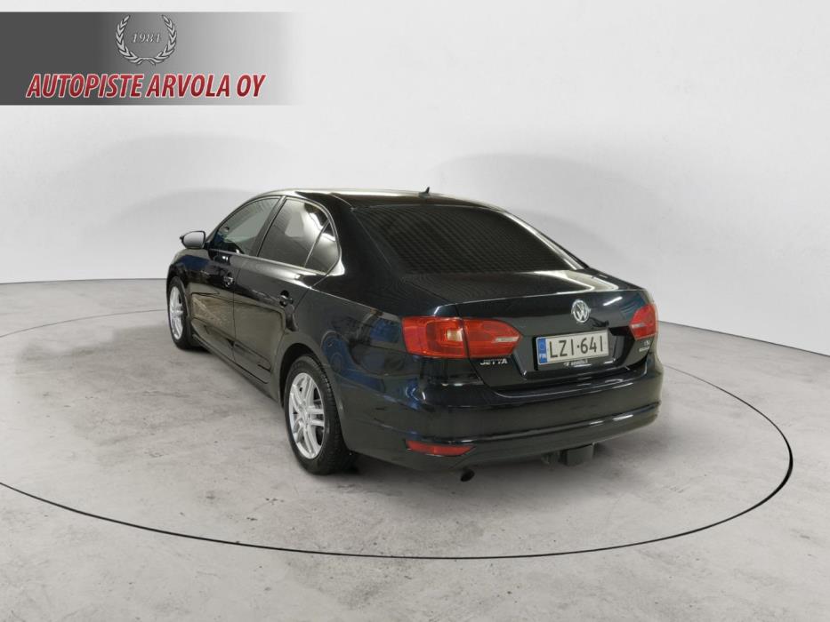VOLKSWAGEN Jetta 2011