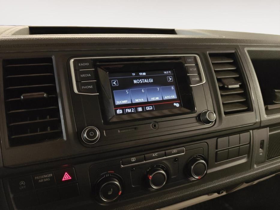 VOLKSWAGEN Transporter 2017