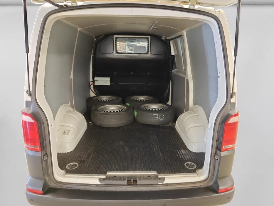 VOLKSWAGEN Transporter 2017